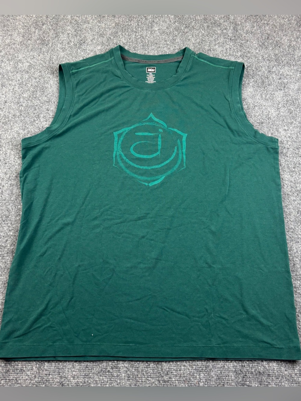 REI COOP Men’s Green Sleeveless Yoga symbol Tank Top size: XL